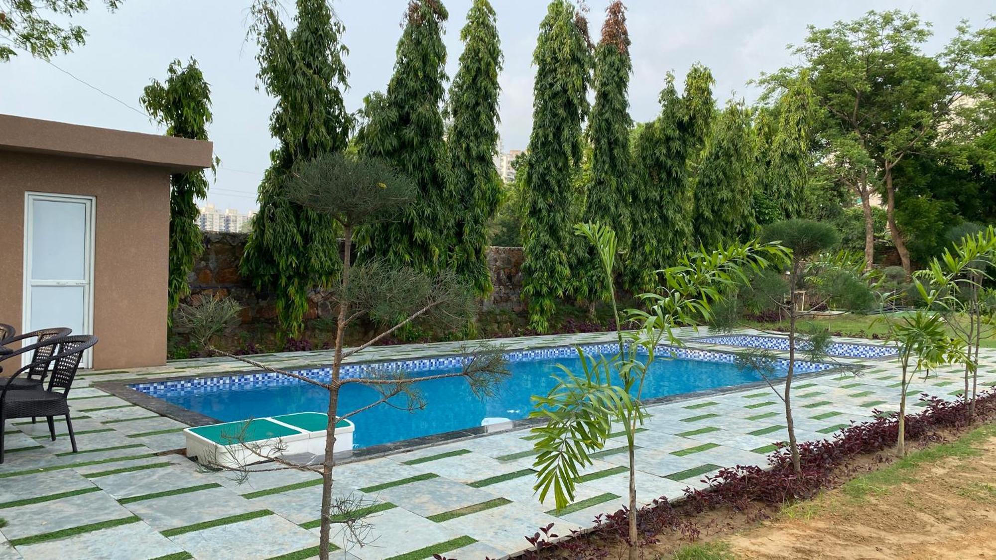 Raas Vilas - Boutique Farm House With Pool Tāoru 外观 照片
