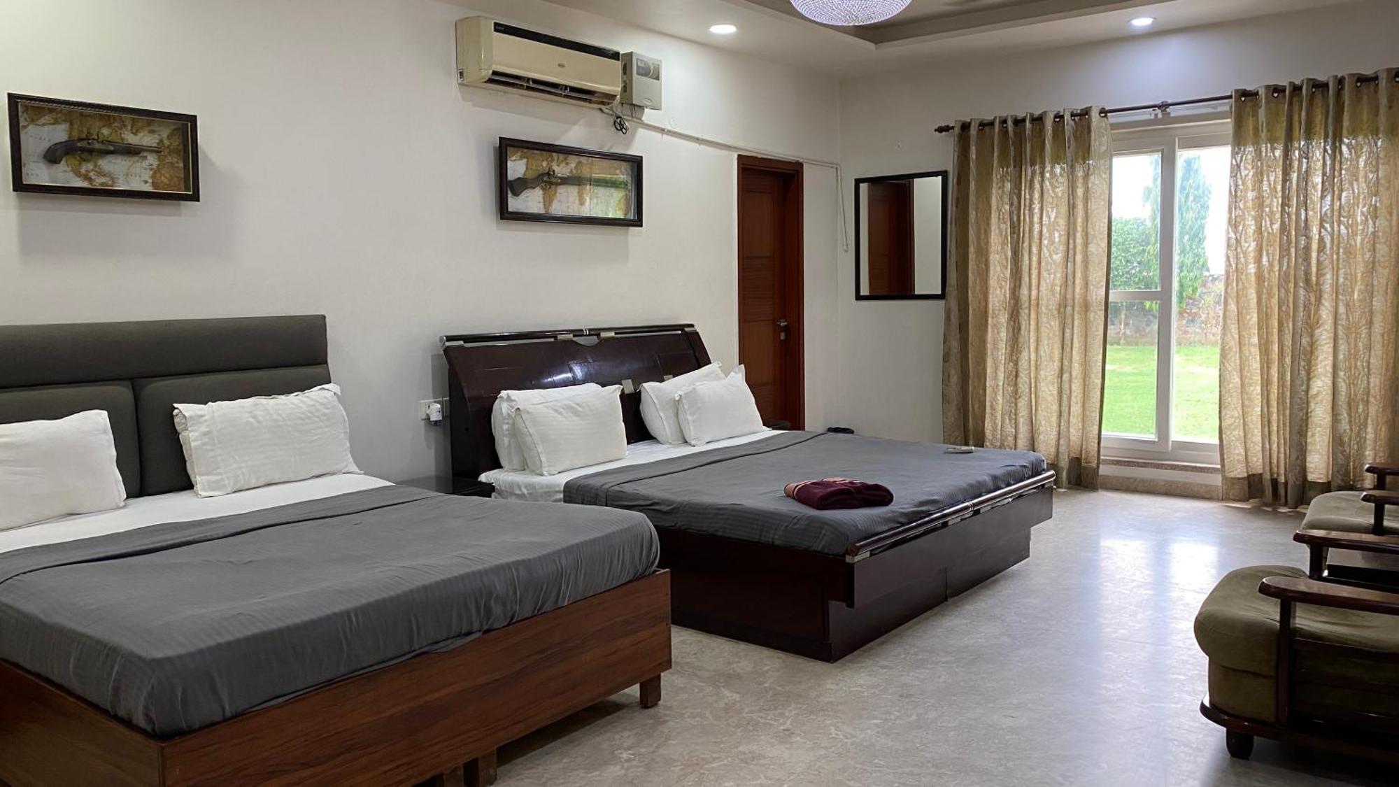 Raas Vilas - Boutique Farm House With Pool Tāoru 外观 照片